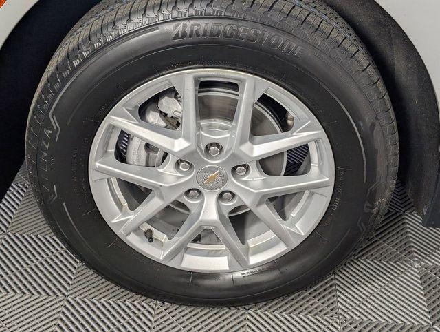 used 2024 Chevrolet Equinox car, priced at $21,935