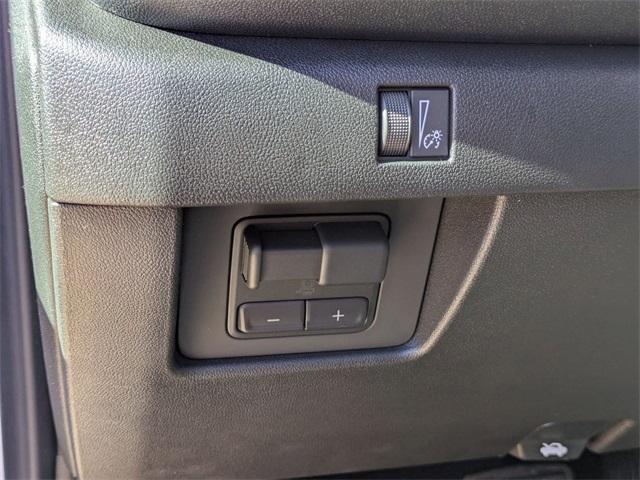 new 2026 Chevrolet Colorado car, priced at $33,590