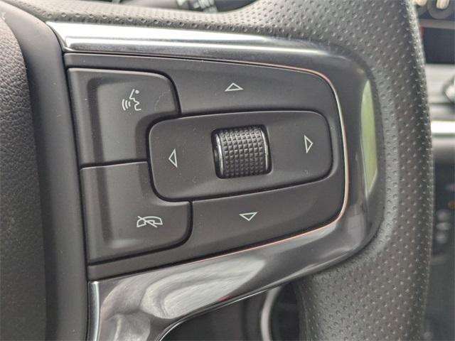 new 2025 Chevrolet Blazer car, priced at $32,095