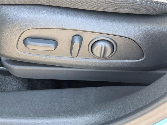 new 2025 Chevrolet TrailBlazer car, priced at $26,665