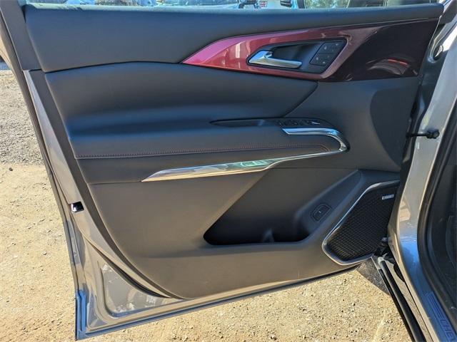 new 2026 Chevrolet Traverse car, priced at $55,220