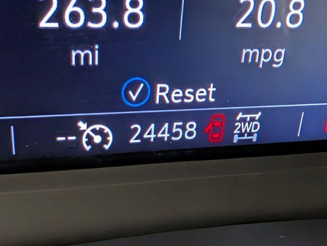 used 2025 Cadillac XT5 car, priced at $42,146