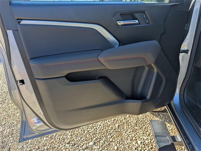 new 2026 Chevrolet Colorado car, priced at $44,945