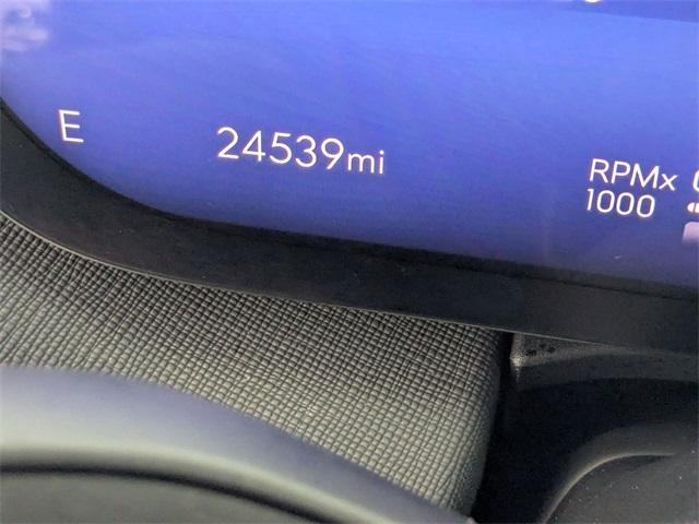 used 2025 Buick Enclave car, priced at $34,989