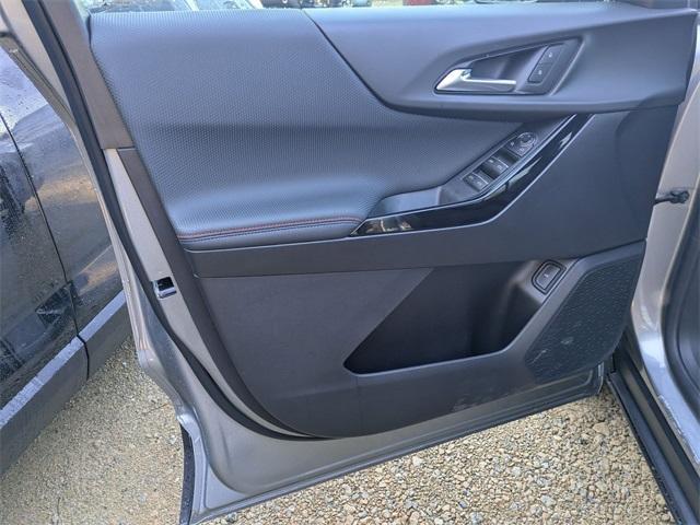 new 2026 Chevrolet Equinox car, priced at $33,201