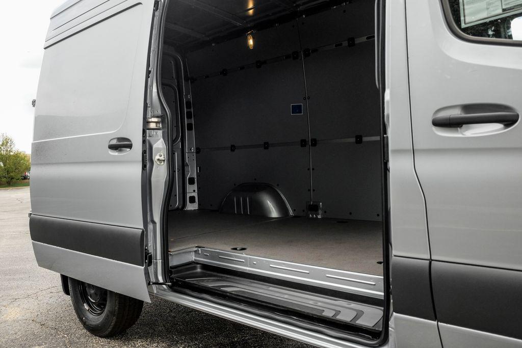 new 2026 Mercedes-Benz Sprinter 2500 car, priced at $67,209