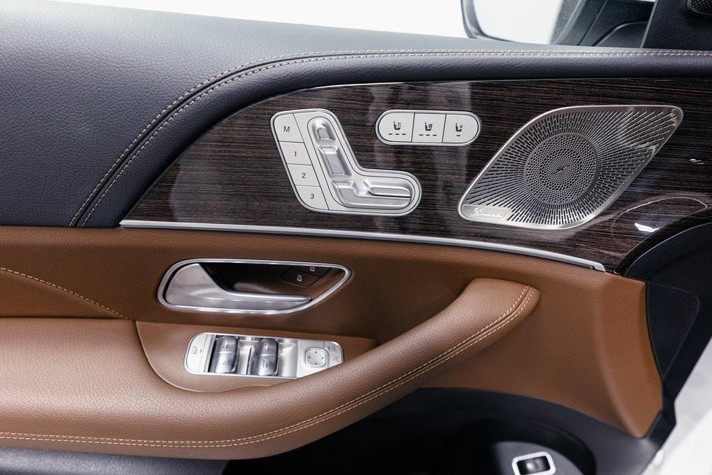 used 2025 Mercedes-Benz GLE 450e car, priced at $61,999