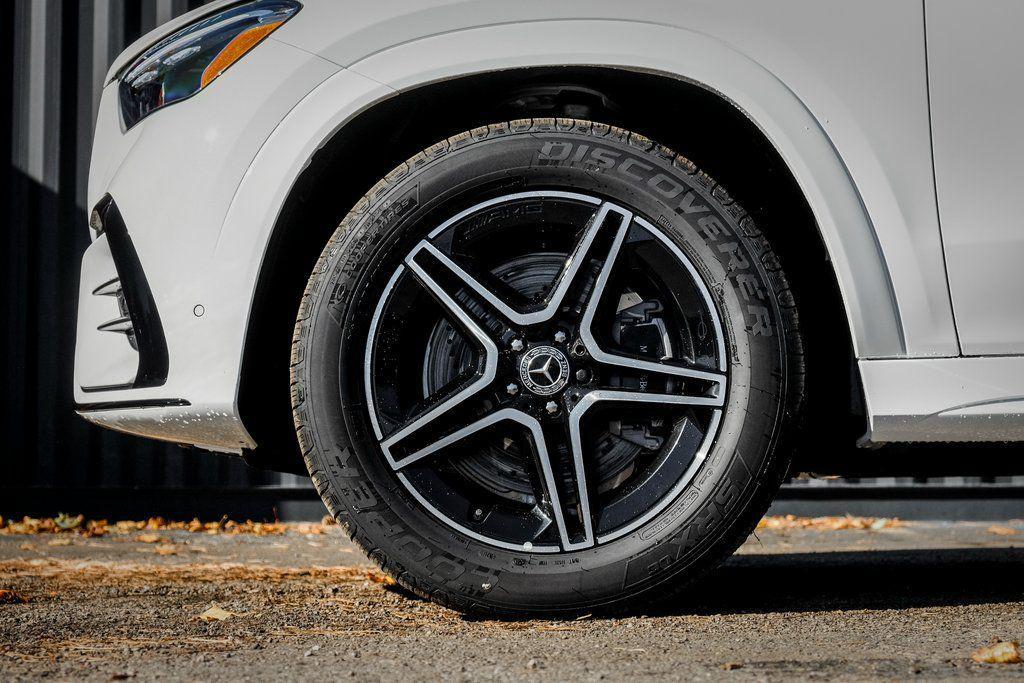 new 2026 Mercedes-Benz GLE 350 car, priced at $73,115