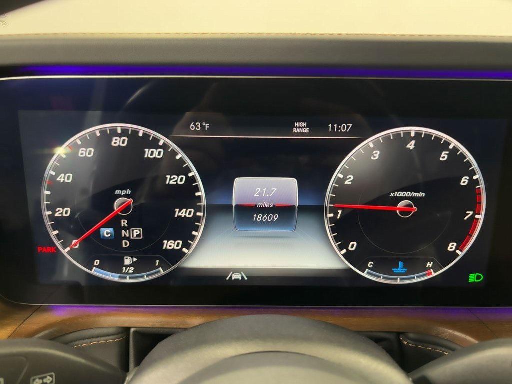 used 2022 Mercedes-Benz G-Class car, priced at $136,999