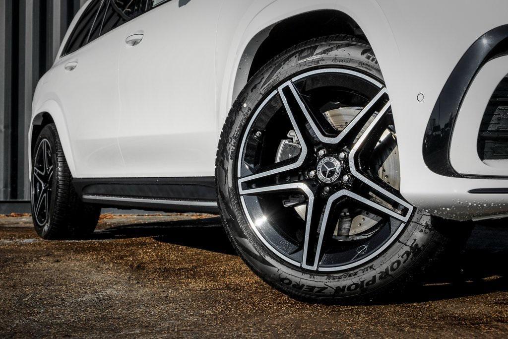 new 2026 Mercedes-Benz GLS 450 car, priced at $101,045