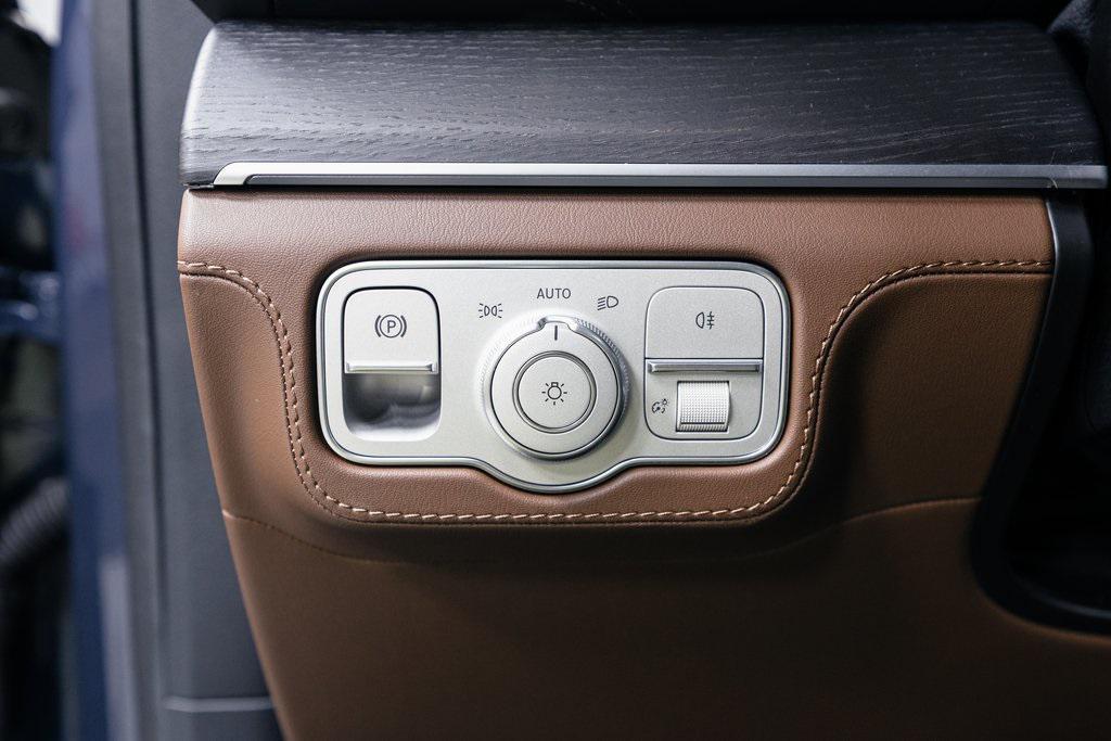 used 2024 Mercedes-Benz AMG GLE 63 car, priced at $87,999