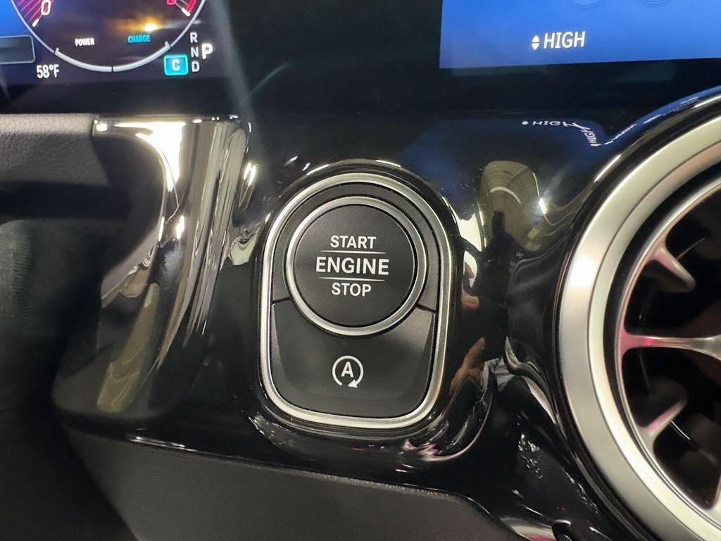 used 2026 Mercedes-Benz GLA 250 car, priced at $44,999