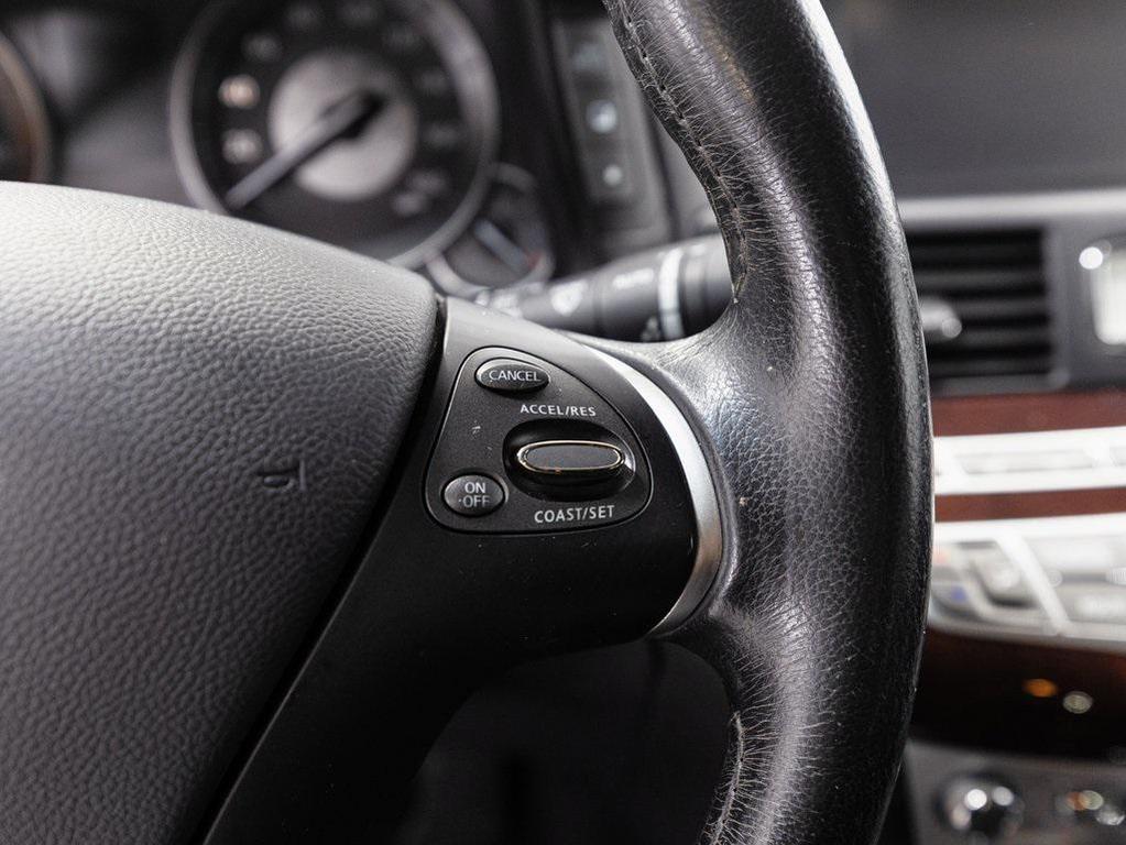 used 2016 INFINITI Q70L car, priced at $19,999