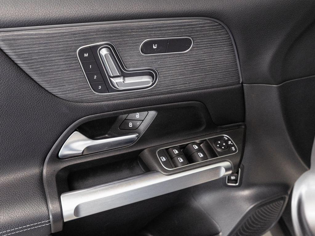 used 2023 Mercedes-Benz GLB 250 car, priced at $37,376