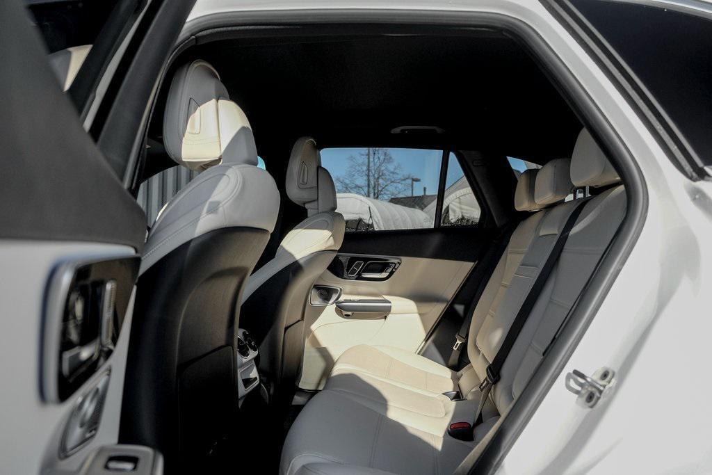 new 2026 Mercedes-Benz GLC 300 car, priced at $58,405