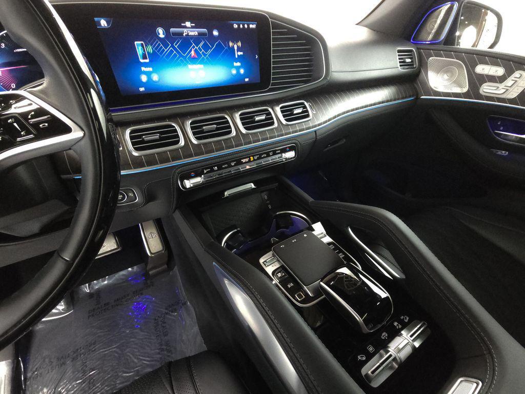 used 2025 Mercedes-Benz Maybach GLS 600 car, priced at $169,999