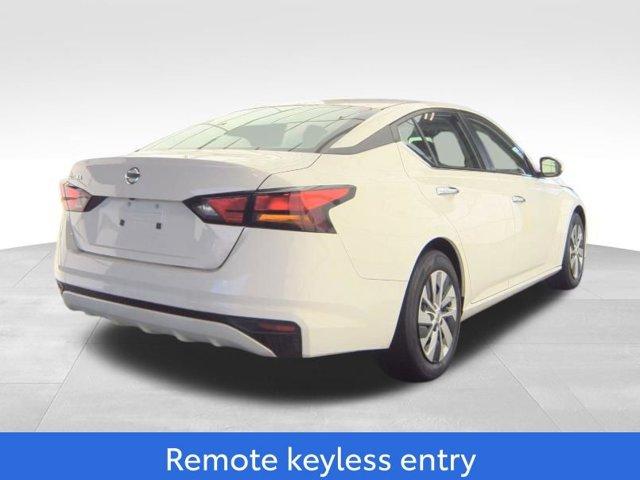 used 2022 Nissan Altima car, priced at $19,999