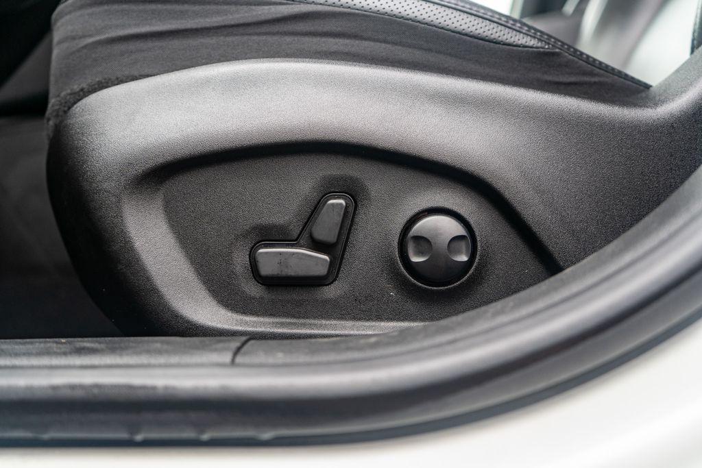 used 2023 Jeep Renegade car, priced at $21,217