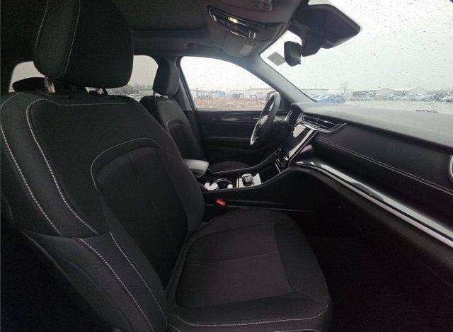 used 2023 Jeep Grand Cherokee car, priced at $28,990