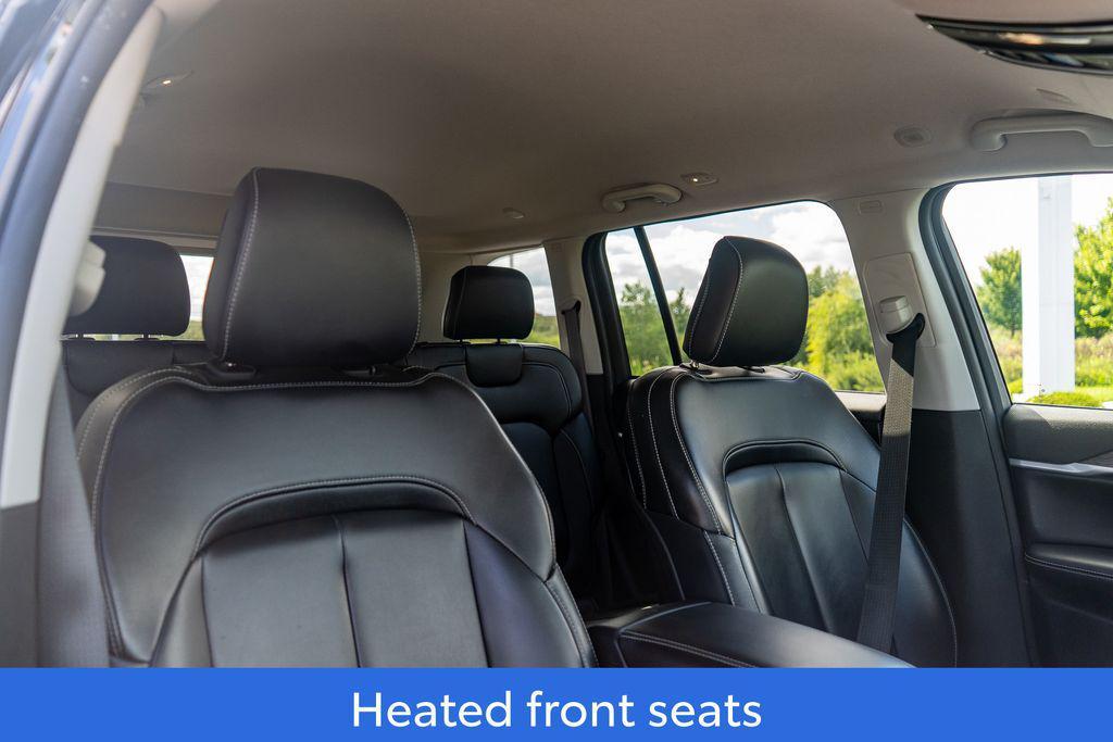 used 2024 Jeep Grand Cherokee car, priced at $33,890