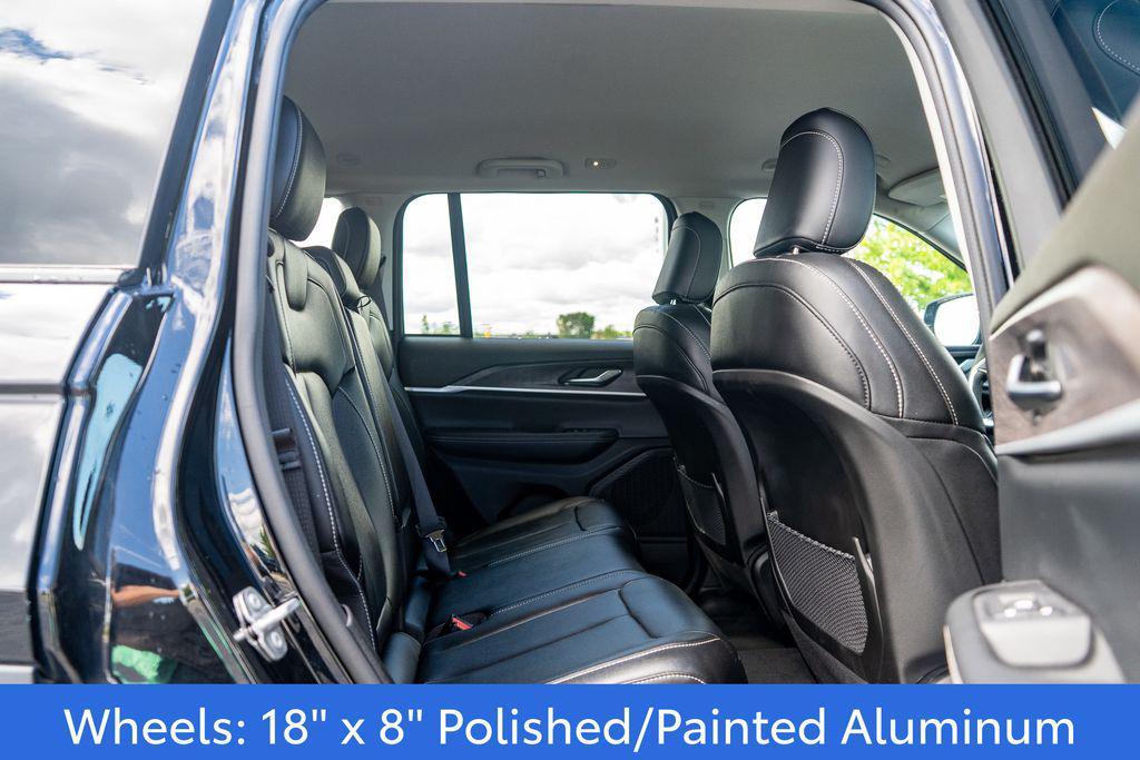 used 2024 Jeep Grand Cherokee car, priced at $33,890