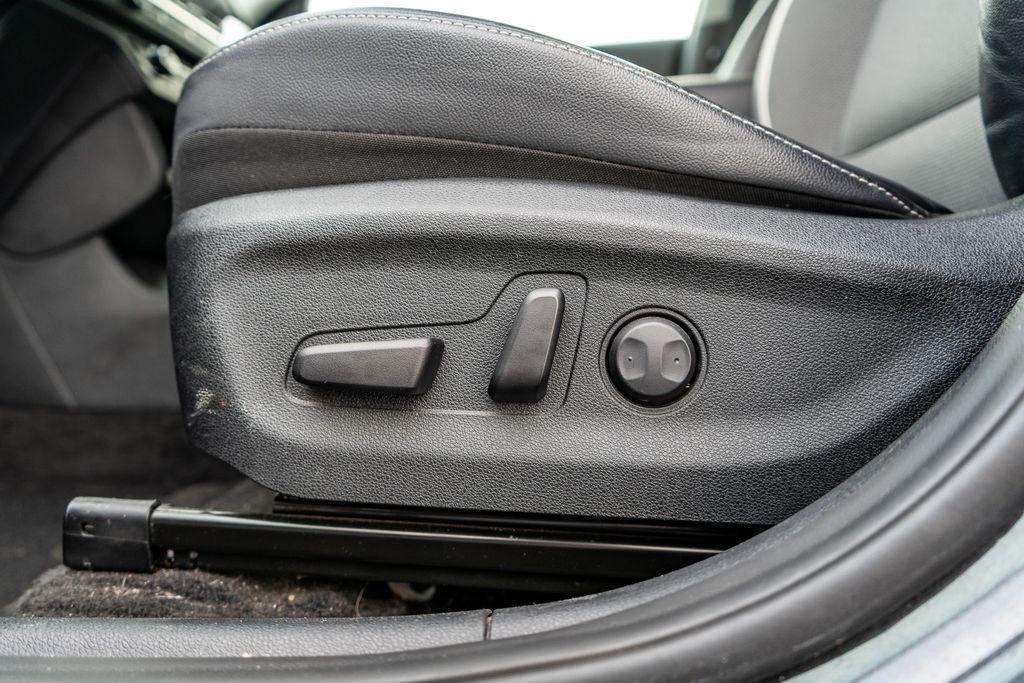 used 2021 Kia Niro EV car, priced at $13,879