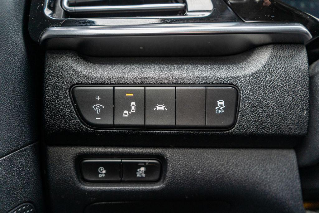 used 2021 Kia Niro EV car, priced at $13,879