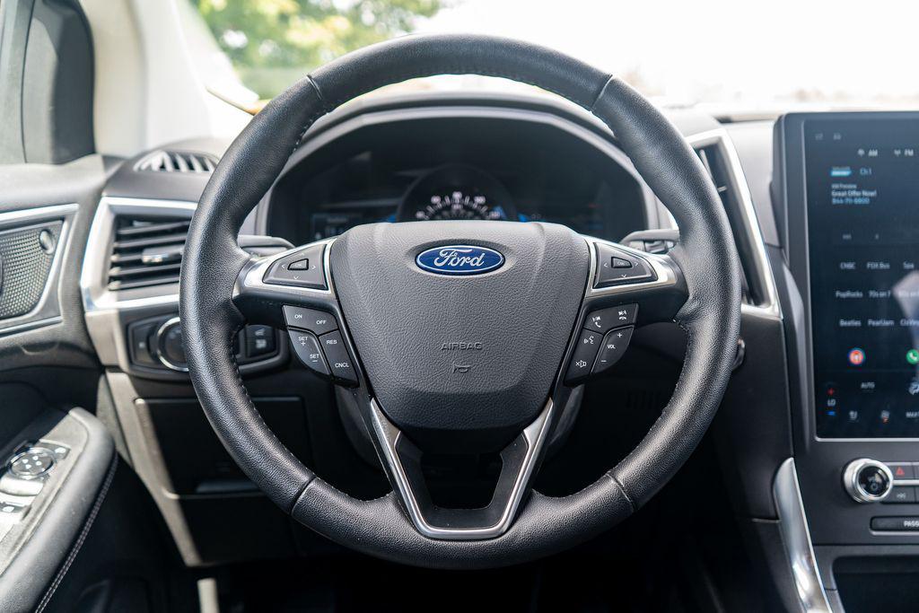 used 2024 Ford Edge car, priced at $27,401