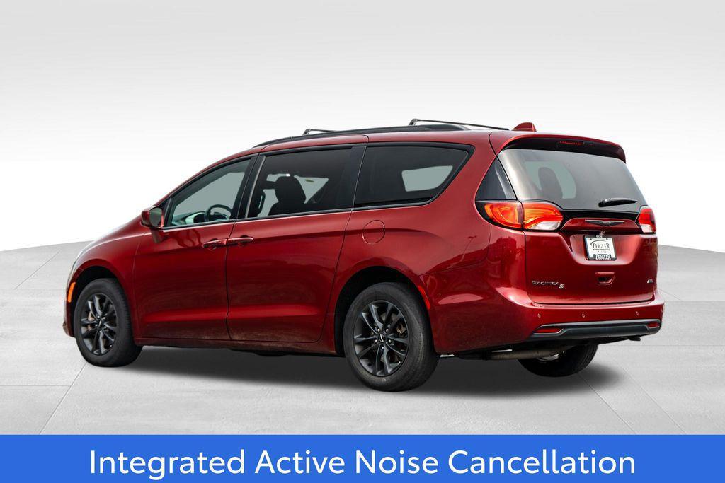 used 2020 Chrysler Pacifica car, priced at $23,197