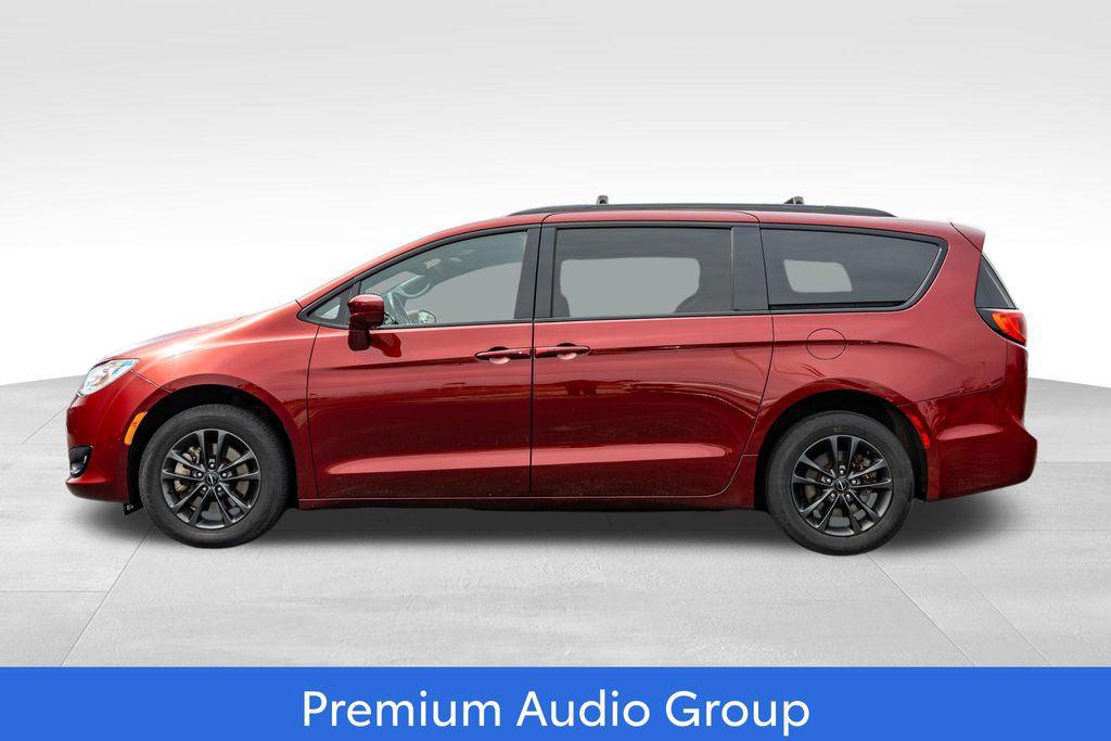 used 2020 Chrysler Pacifica car, priced at $23,197
