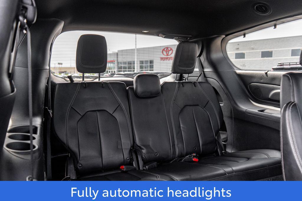 used 2020 Chrysler Pacifica car, priced at $23,197