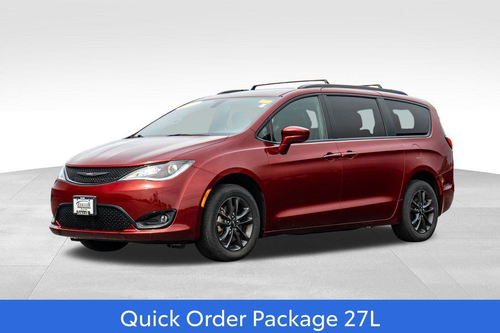 used 2020 Chrysler Pacifica car, priced at $23,197