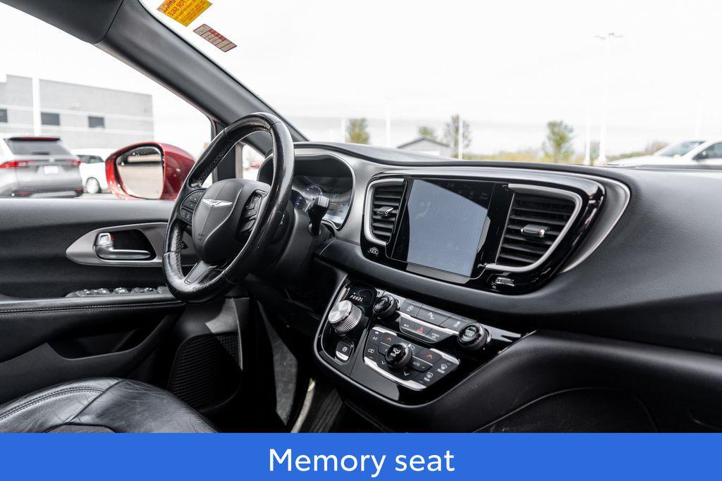 used 2020 Chrysler Pacifica car, priced at $23,197