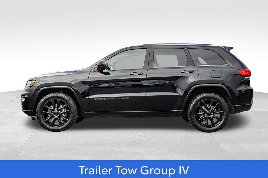 used 2022 Jeep Grand Cherokee car, priced at $28,990