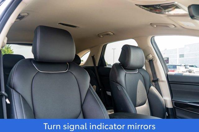 new 2025 Genesis GV70 car