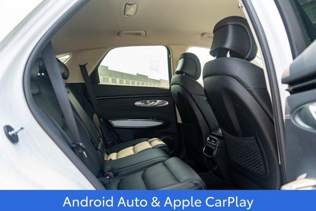 new 2025 Genesis GV70 car