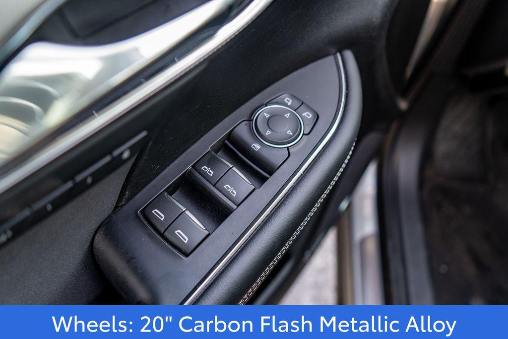 used 2025 Buick Envision car, priced at $28,689