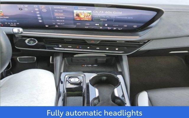 used 2025 Buick Envision car, priced at $28,479