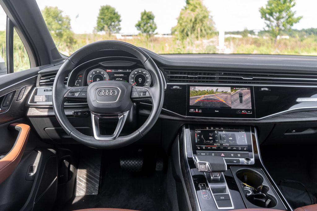 used 2023 Audi Q7 car, priced at $37,427