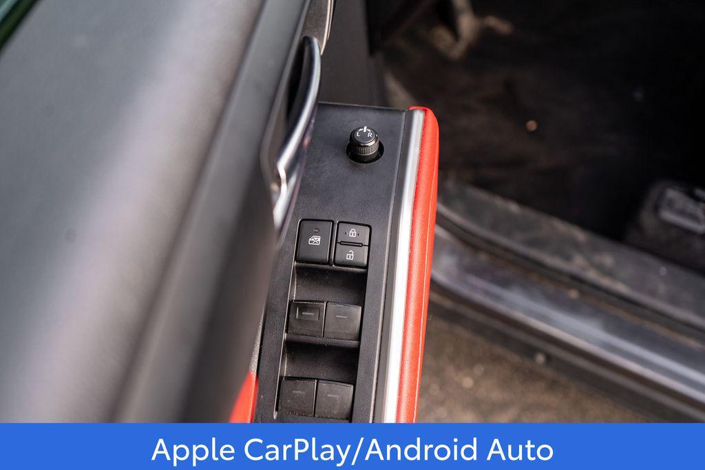 used 2021 Toyota Highlander car, priced at $34,990