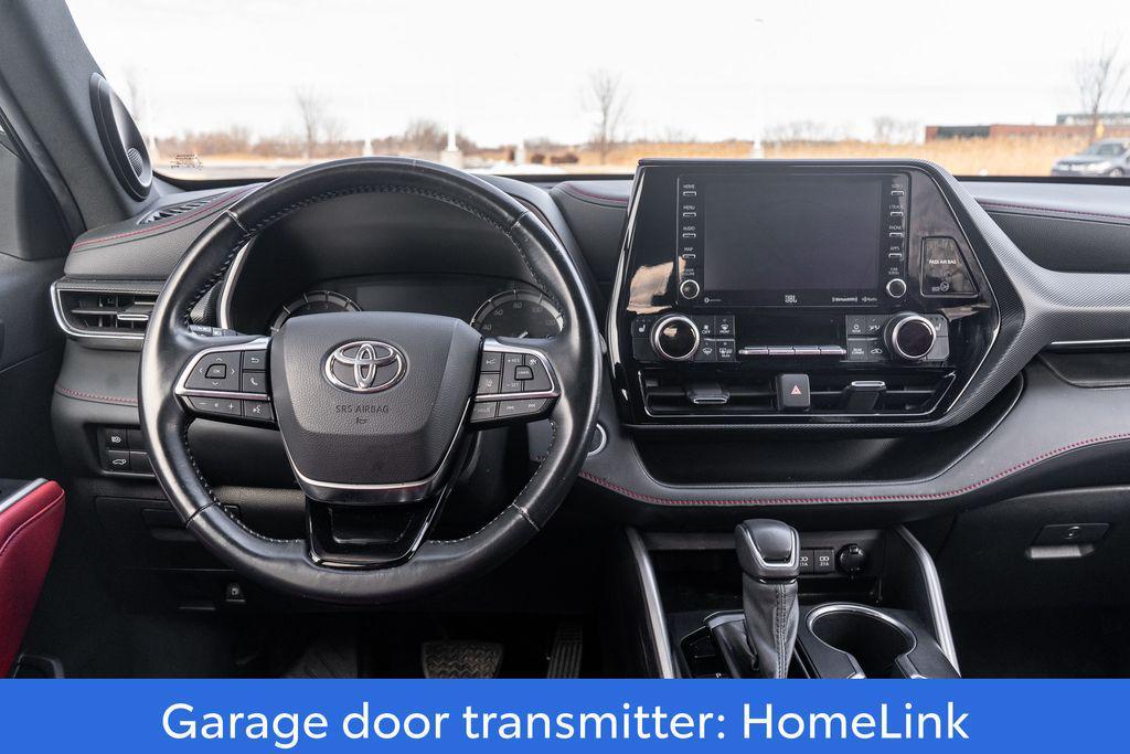 used 2021 Toyota Highlander car, priced at $34,990