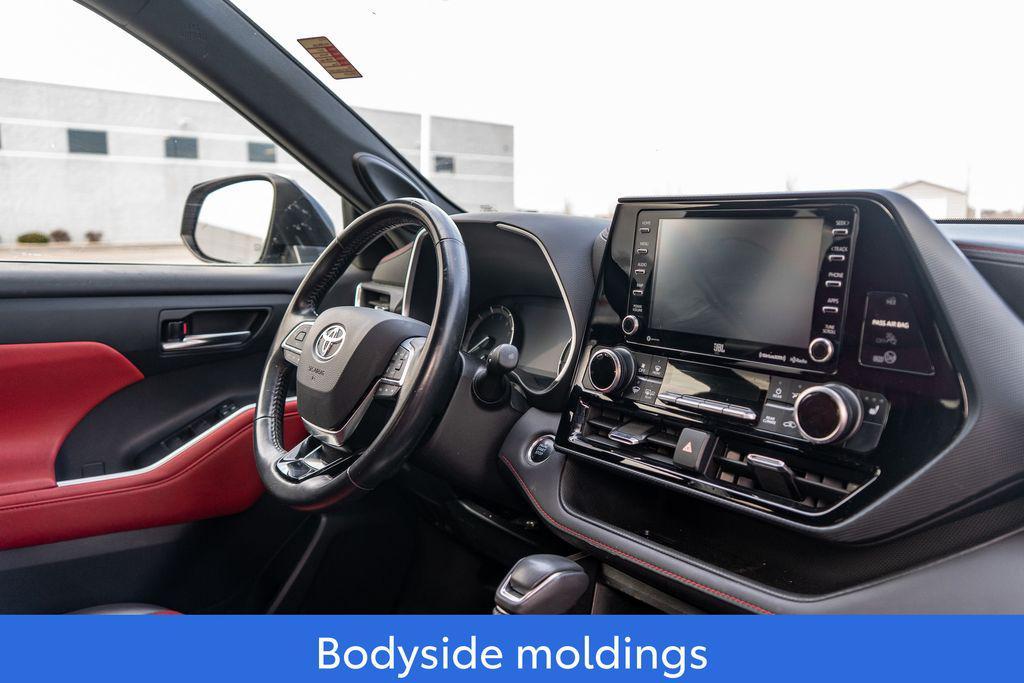 used 2021 Toyota Highlander car, priced at $34,990