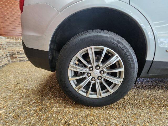 used 2017 Cadillac XT5 car, priced at $14,791