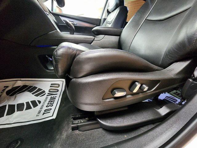 used 2017 Cadillac XT5 car, priced at $14,791