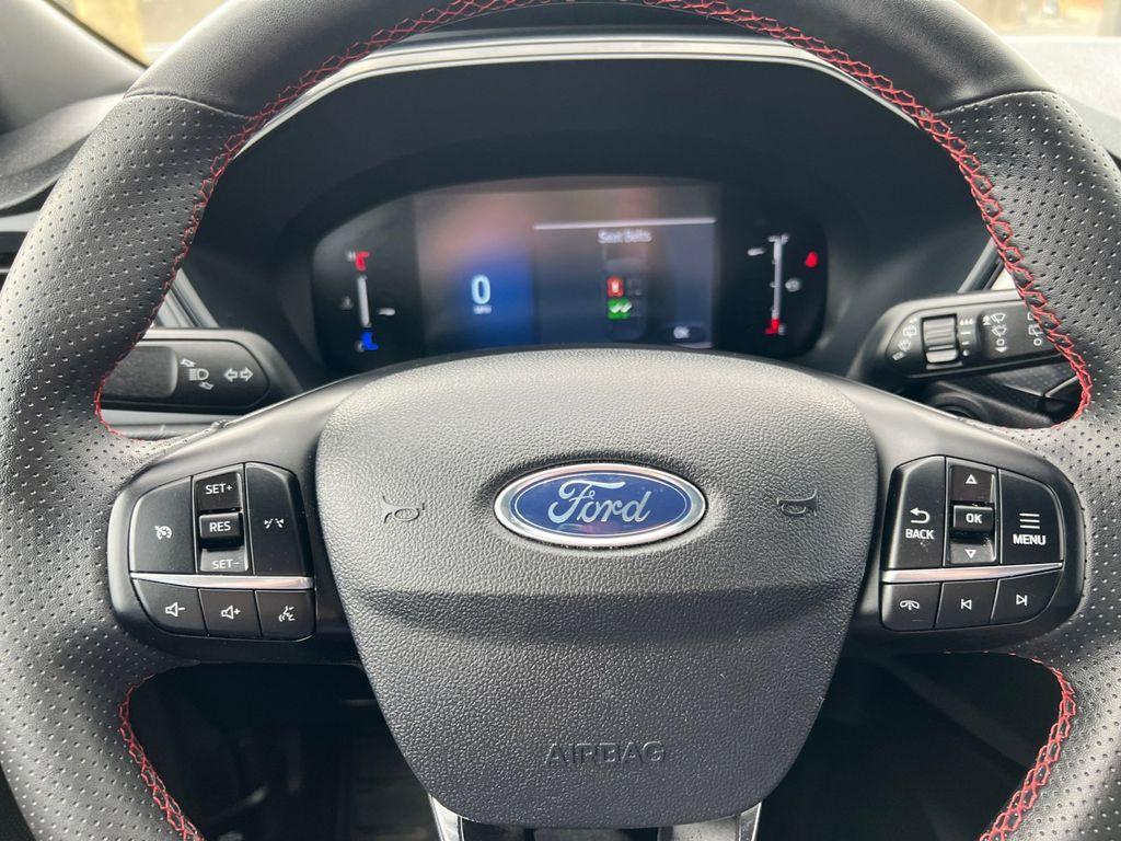 used 2025 Ford Escape car, priced at $24,818