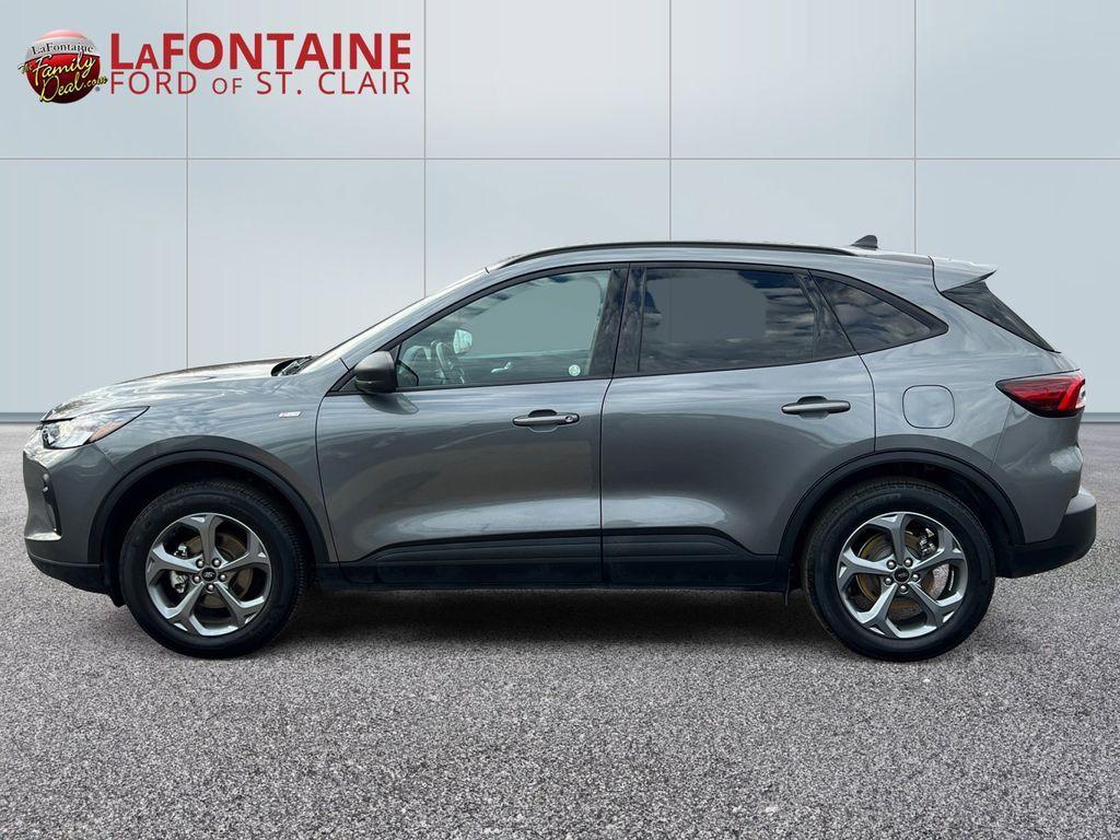 used 2025 Ford Escape car, priced at $24,818
