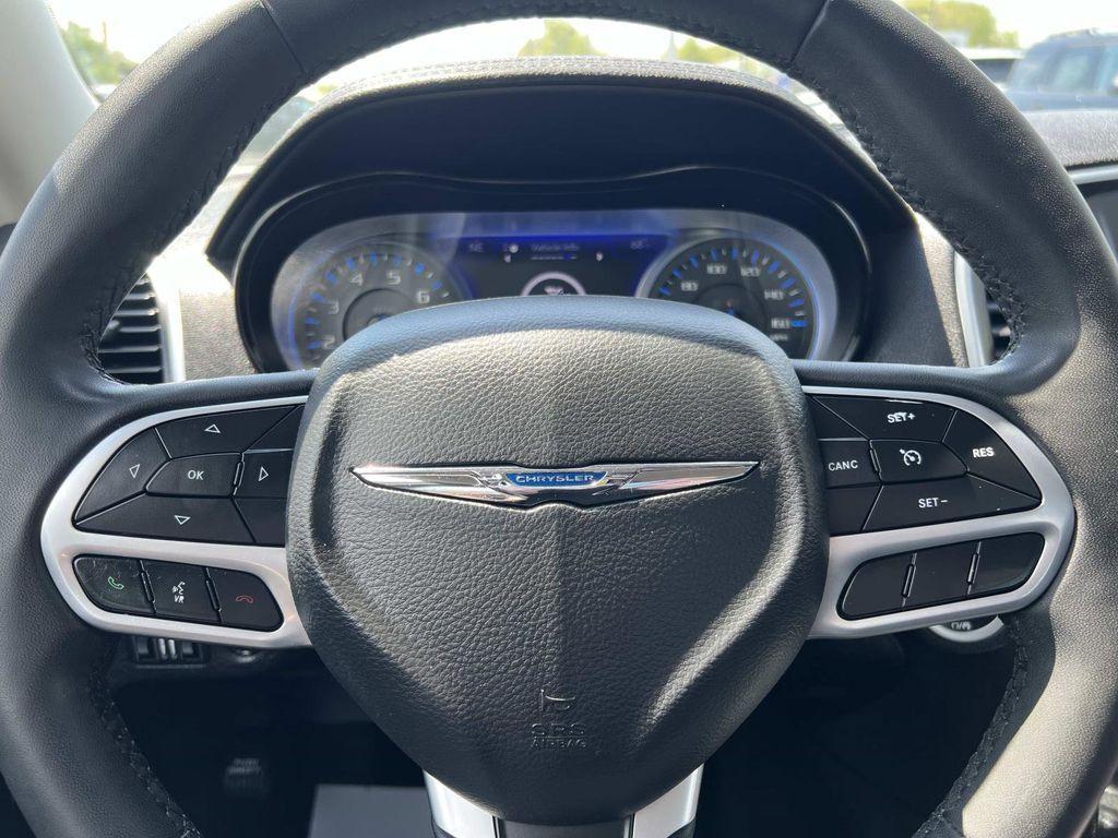 used 2022 Chrysler 300 car, priced at $19,066