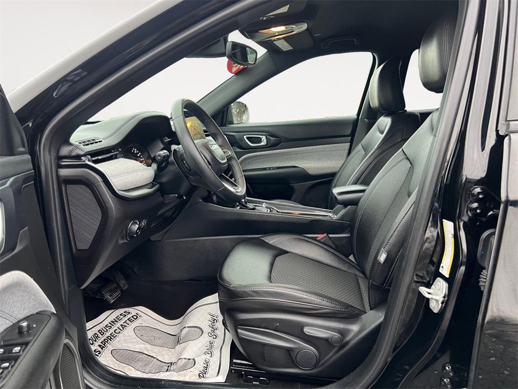 used 2024 Jeep Compass car, priced at $21,000