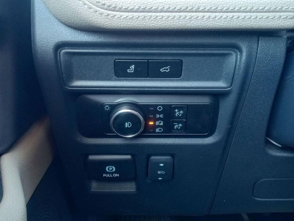 used 2024 Ford Expedition Max car, priced at $39,618