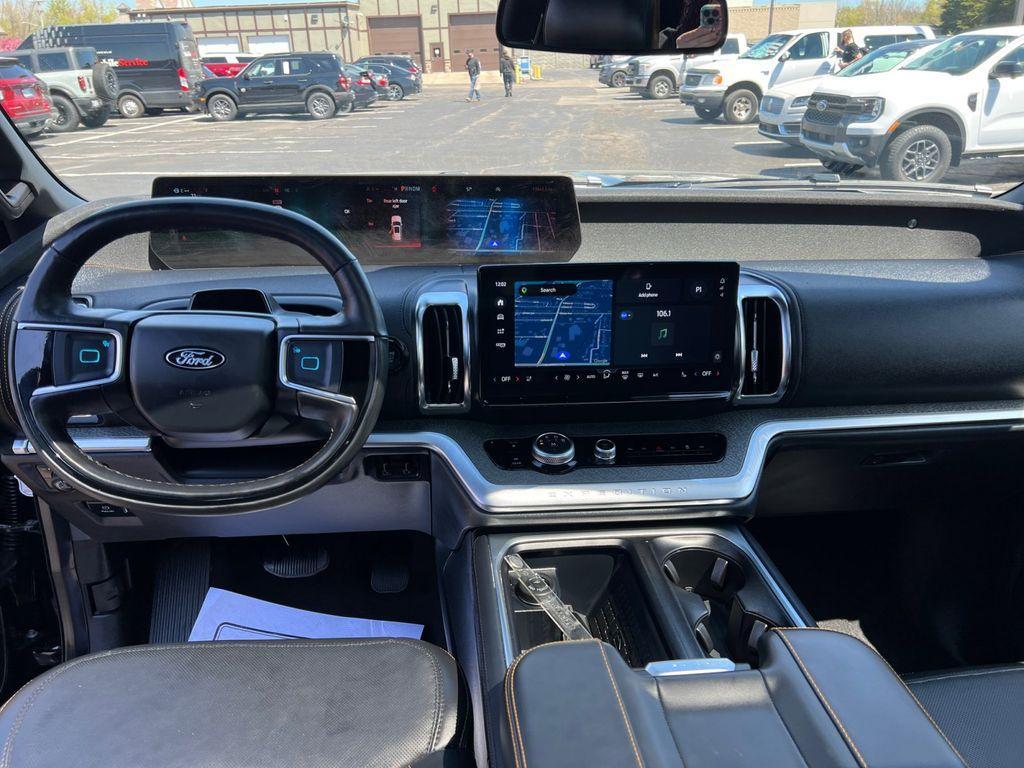 used 2025 Ford Expedition car, priced at $74,804